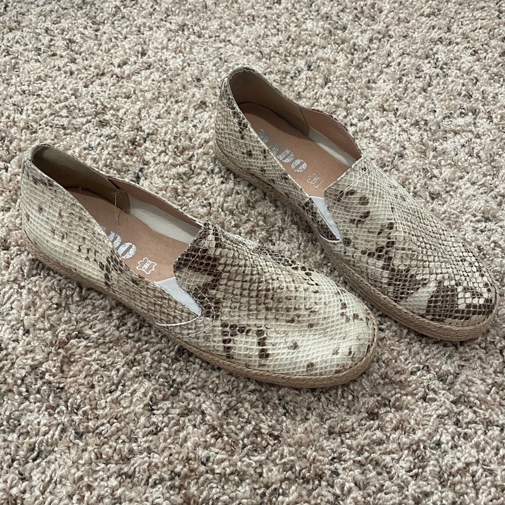 Snakeskin sneakers from Spain